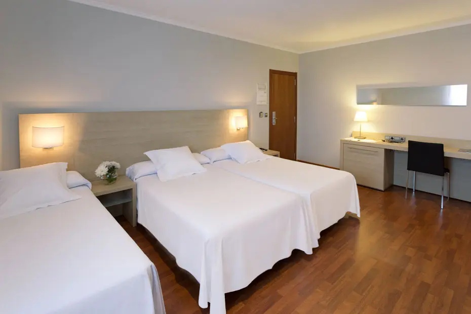 Hotel Valencia 3* - Triple Room
